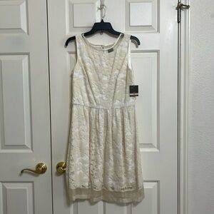 NWT WHITE TAYLOR DRESS
